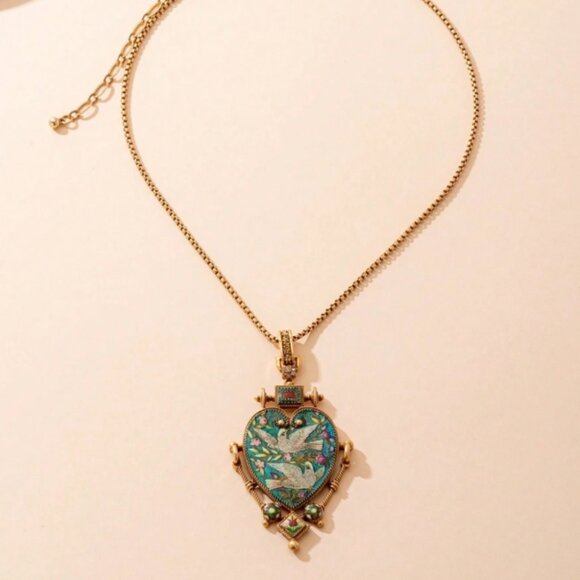 VINTAGE STYLE DOVE BLUE GOLD PENDANT NECKLACE - Picture 3 of 5